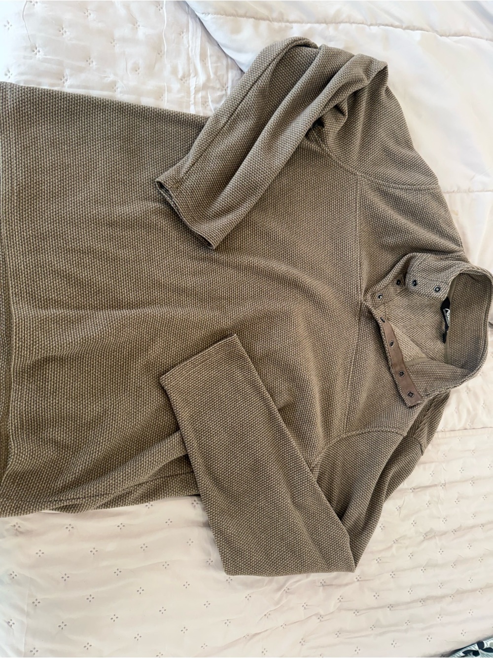 Mountain Khakis 1/4 Button Pullover Large Like New
